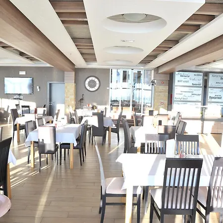 Milmari M 6.7.8 Apartament *